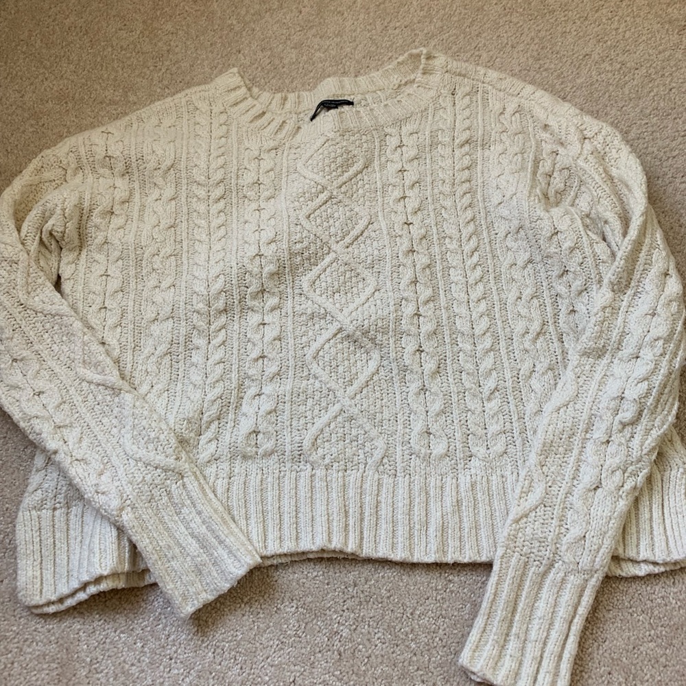 American eagle sweater